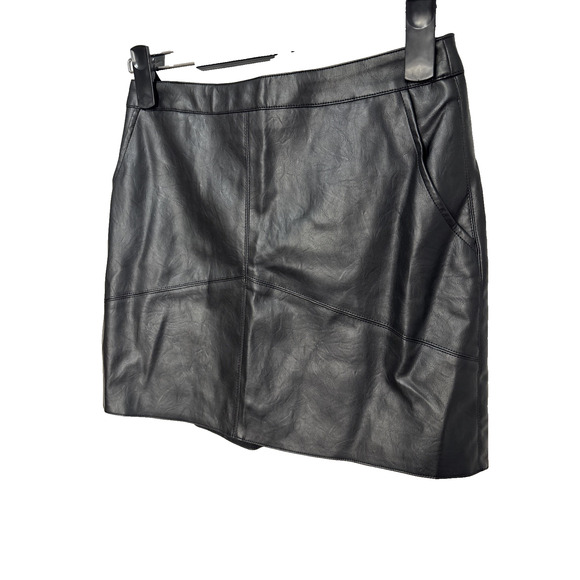 Altar'd State Women's Sm Black Faux Leather Mini Skirt Sexy Baddie Pinup Rocker - Picture 2 of 10